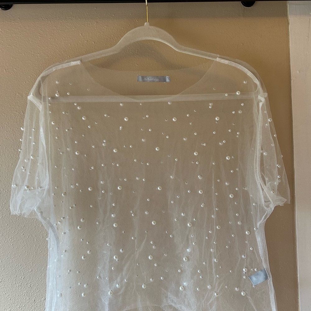 Buckle White Pearl Embellished Blouse